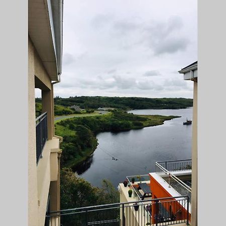 Apartment 4, Clifden Bay Apartments Extérieur photo